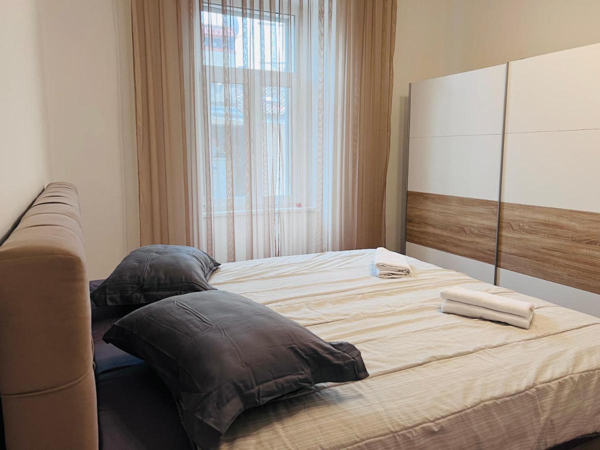 PUY Apartment For Special Getaway Rose מראה חיצוני תמונה