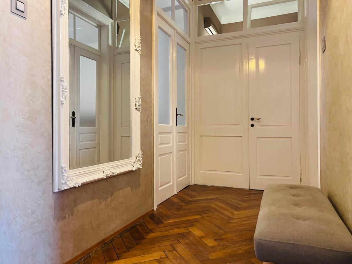 PUY Apartment For Special Getaway Rose מראה חיצוני תמונה