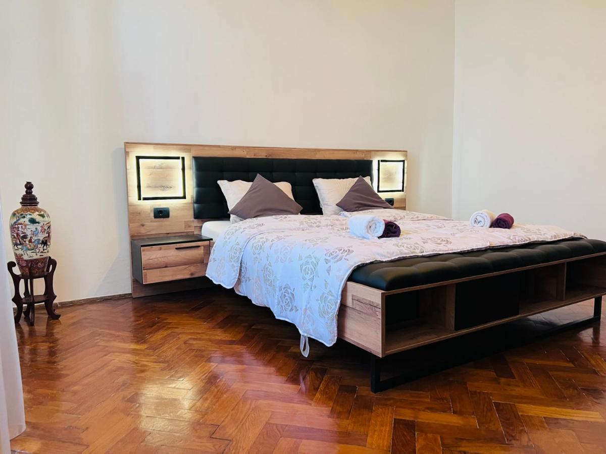 PUY Apartment For Special Getaway Rose מראה חיצוני תמונה