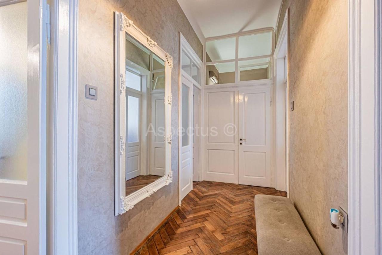PUY Apartment For Special Getaway Rose מראה חיצוני תמונה